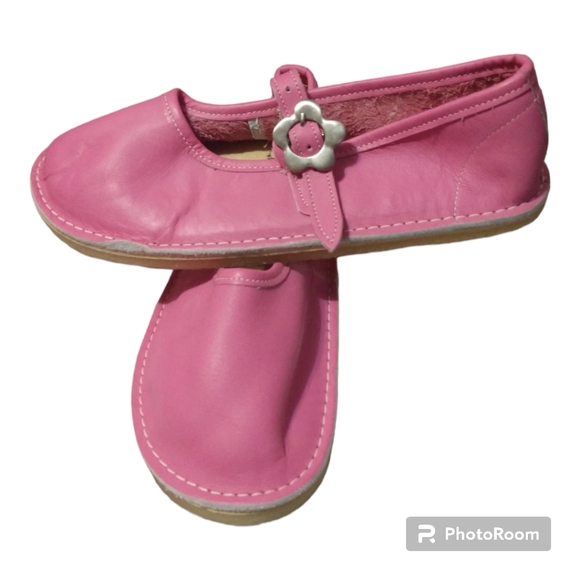 Bear Feet Mary Jane Shoes NWOT - Picture 2 of 6